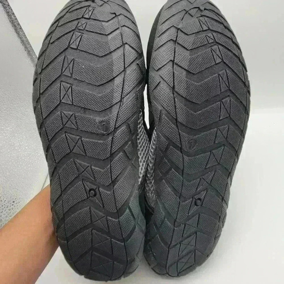 Brand New O'Rageous  Water Park Men's Shoes Slip on Size 7 Black Grey Yellow - Picture 3 of 10